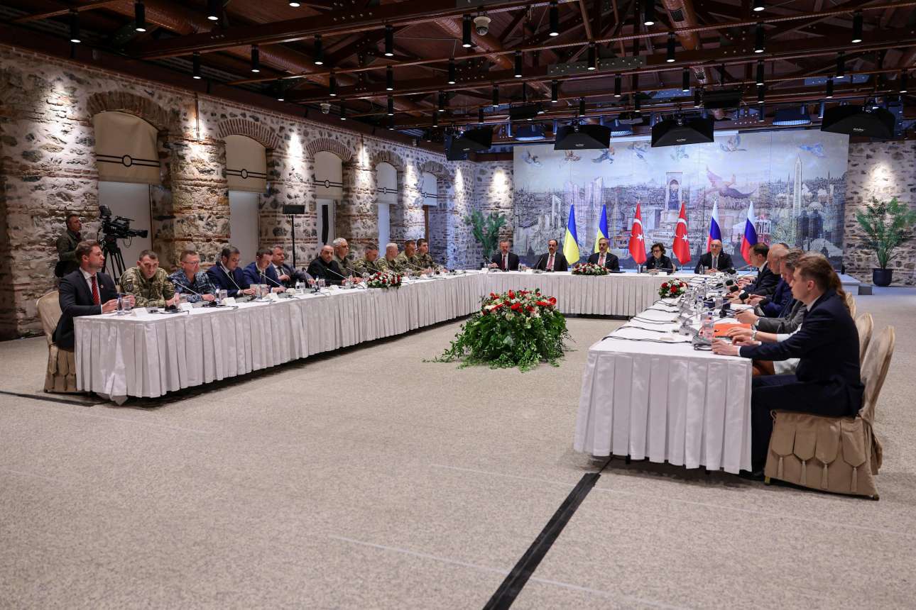 Κωνσταντινούπολη: Ακαρπες οι συνομιλίες – «Απαράδεκτες» οι απαιτήσεις της Μόσχας