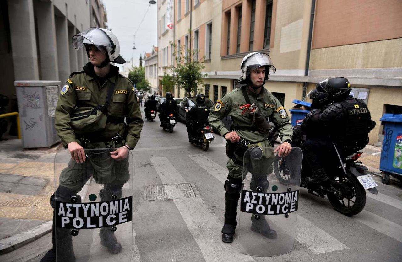 Βίντεο ασφαλείας «έδειξε» τους δράστες της επίθεσης στη Νομική