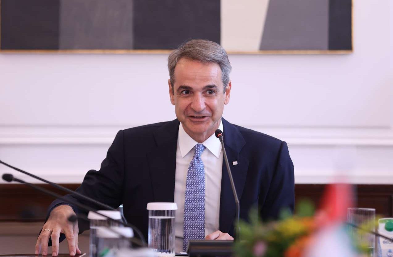 Μητσοτάκης: Κατευθύνουμε τα πρόσθετα έσοδα στην κοινωνία