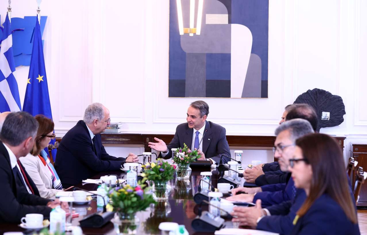 Στο Μαξίμου ο Επίτροπος Αλιείας: Ετοιμη για την ολοκλήρωση και εφαρμογή του ΘΧΣ η Κομισιόν