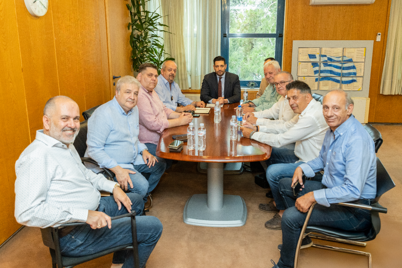 Απεργία ταξί: Ο Κυρανάκης είδε τους ταξιτζήδες (χωρίς τον Λυμπερόπουλο)