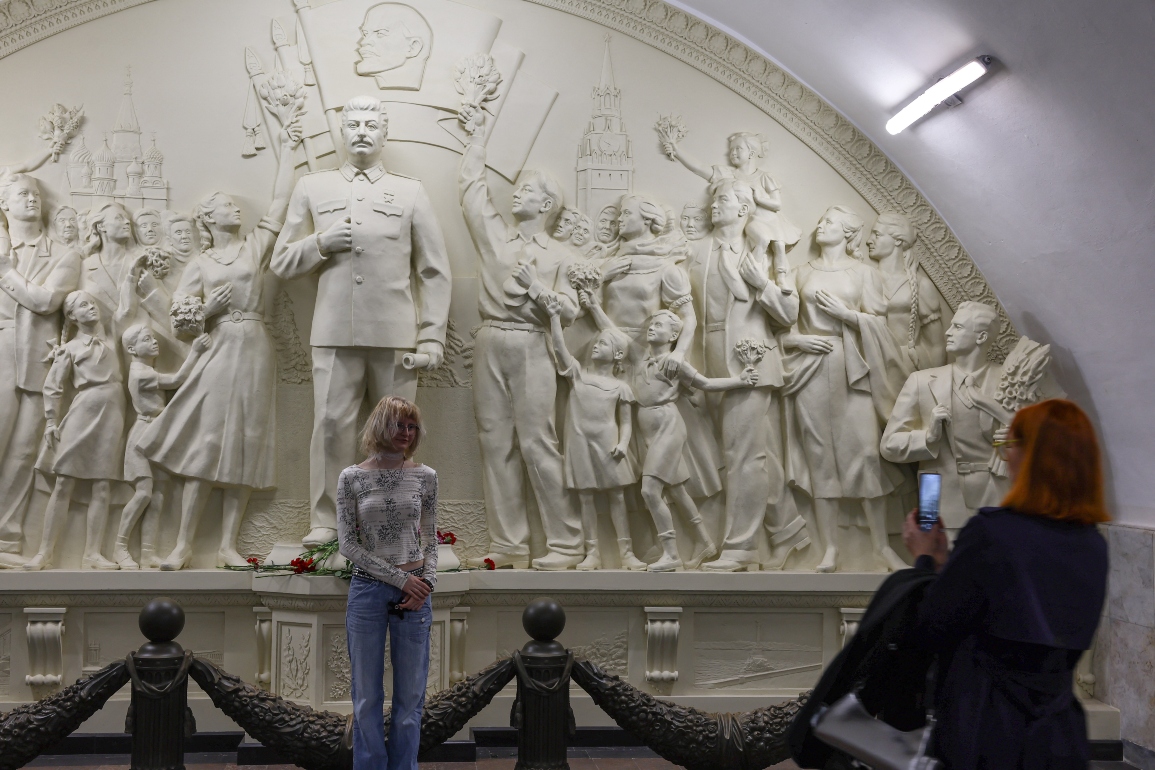 Ρωσία: Η θριαμβευτική επιστροφή του… Ιωσήφ Στάλιν