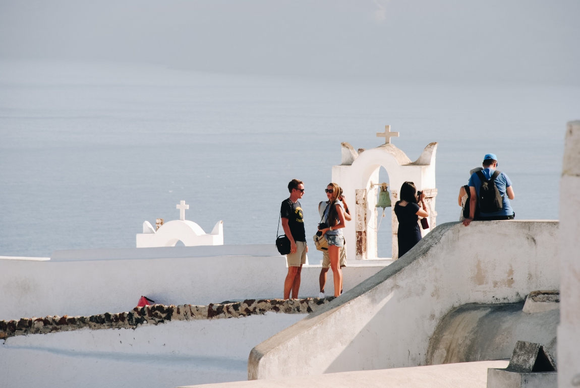 Τροφοδότης της οικονομίας ο τουρισμός: Συνεισφορά 30,2 δισ. το 2024