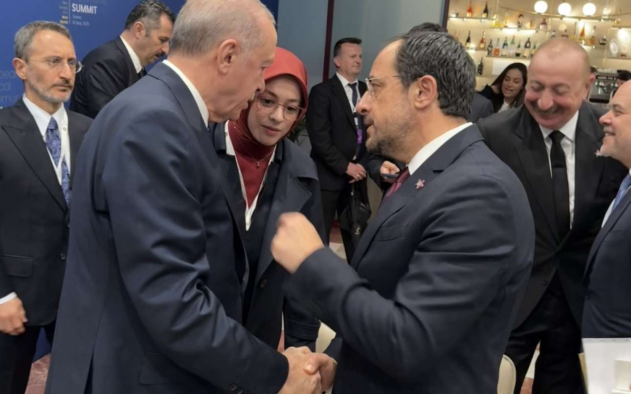 Tετ α τετ ξανά για Ερντογάν και Χριστοδουλίδη στα Τίρανα