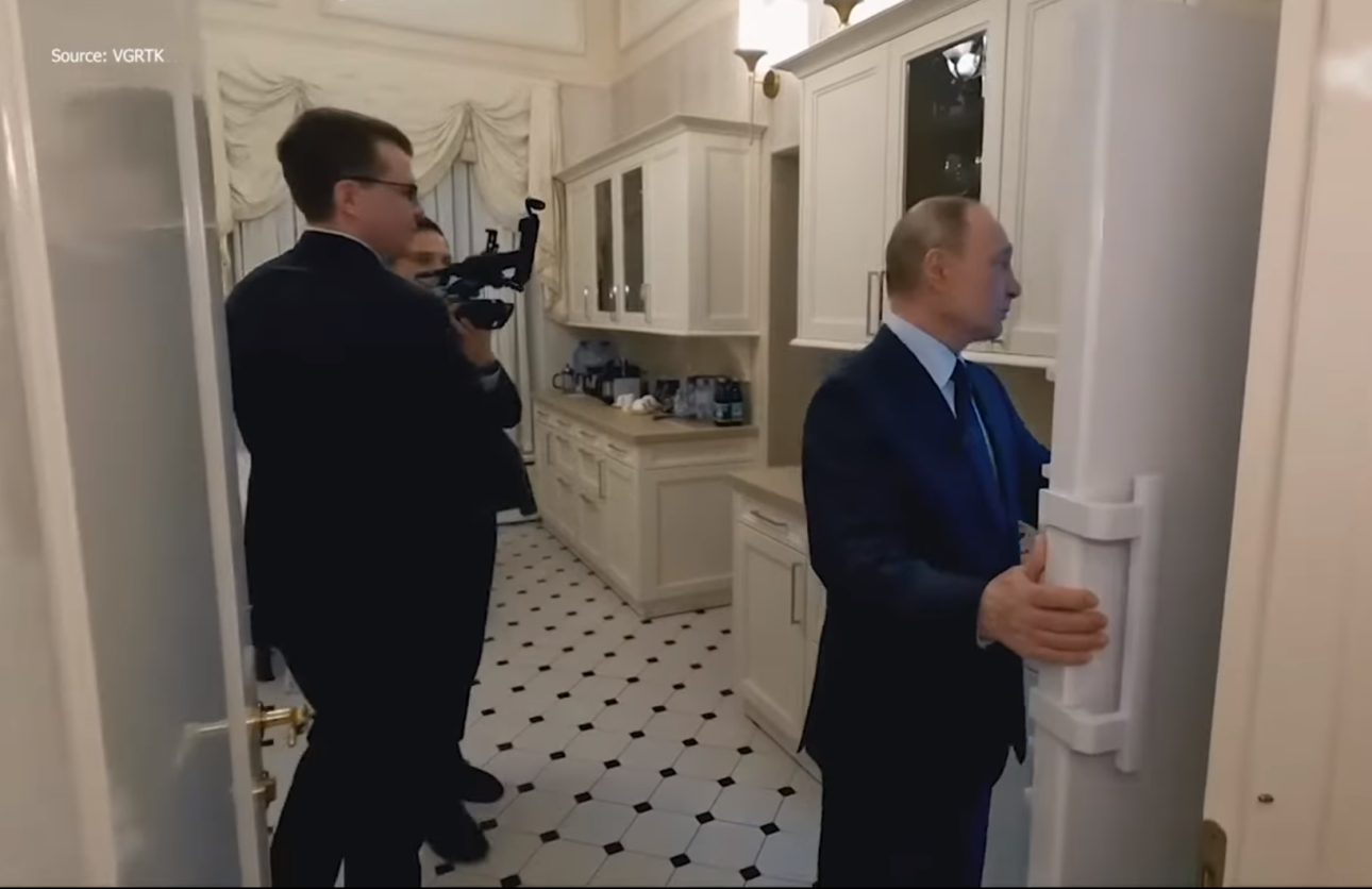 Ο Πούτιν άνοιξε το σπίτι του για τη ρωσική τηλεόραση