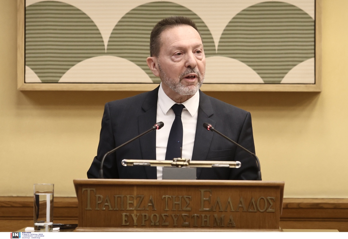 Στουρνάρας: Το ευρώ θα αργήσει να υποκαταστήσει το δολάριο