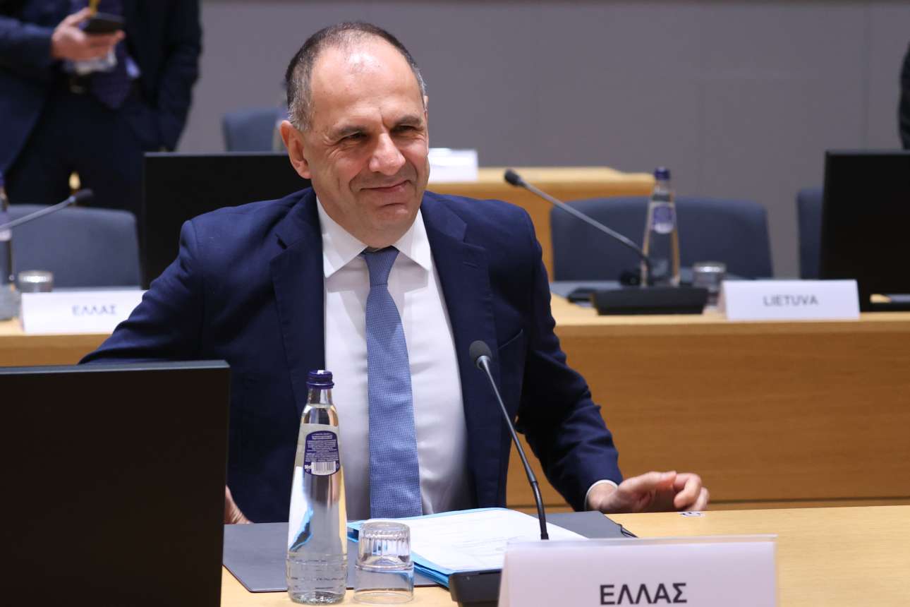 Γεραπετρίτης για Συρία και Λιβύη στις Βρυξέλλες: «Τυφλό χτύπημα» – Ευθύνη της ΕΕ να ελέγξει τις μεταναστευτικές ροές