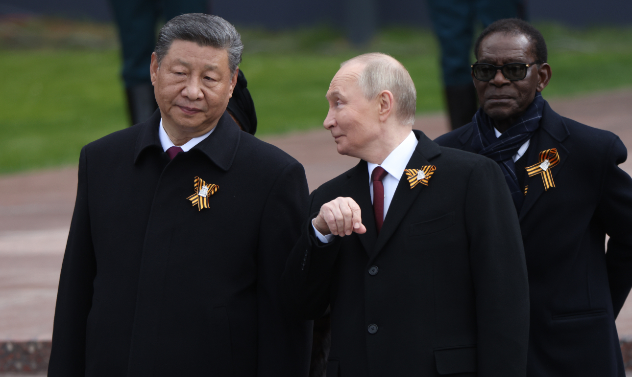 Σαθρό το έδαφος των στενών σχέσεων Σι και Πούτιν