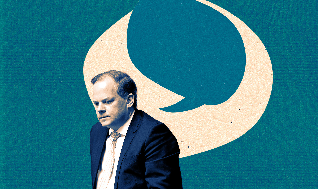 Ωρα να μιλήσει ο Καραμανλής