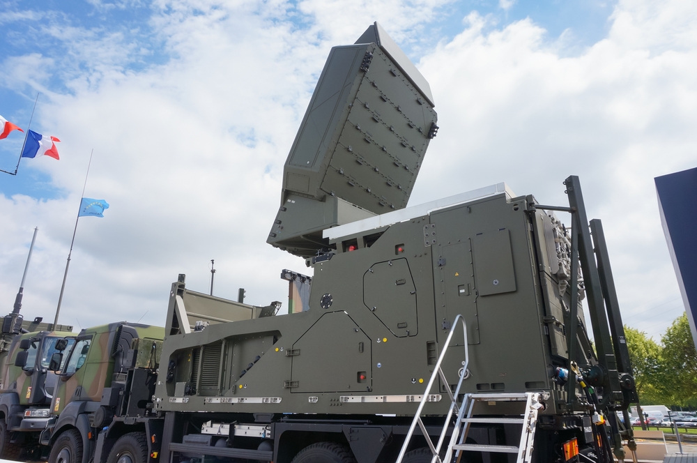 Γαλλία: Η αμυντική βιομηχανία ανέτοιμη να ανταποκριθεί στις νέες ανάγκες του ΝΑΤΟ