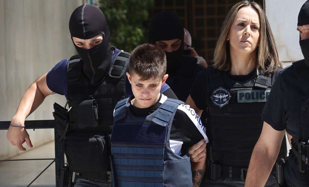 Απολογία Μουρτζούκου: Το μοτίβο δολοφονιών και ο Παναγιωτάκης