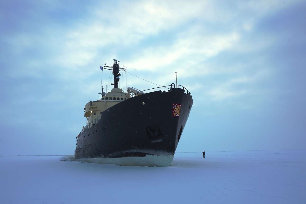 Η Φινλανδία σπάει τον πάγο με τον Τραμπ