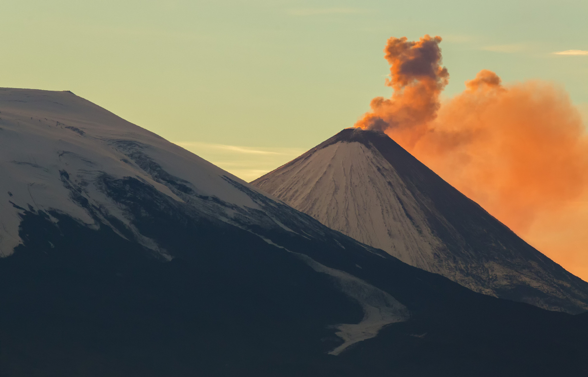Εκρηξη ηφαιστείου μετά τον ισχυρό σεισμό 8,8 Ρίχτερ στη Ρωσία
