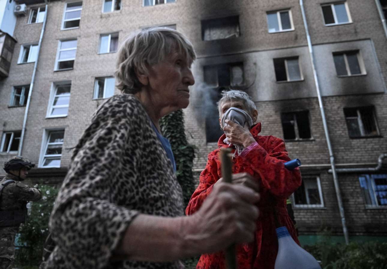 Νέο μπαράζ ρωσικών επιθέσεων σε ουκρανικές υποδομές, σε 14 περιοχές της χώρας