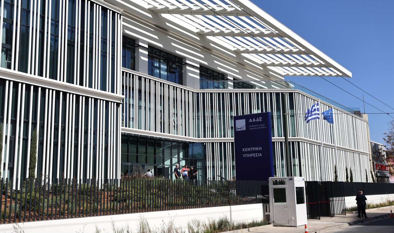 Η μεσαία τάξη και η μη τιμαριθμοποίηση της φορολογικής κλίμακας