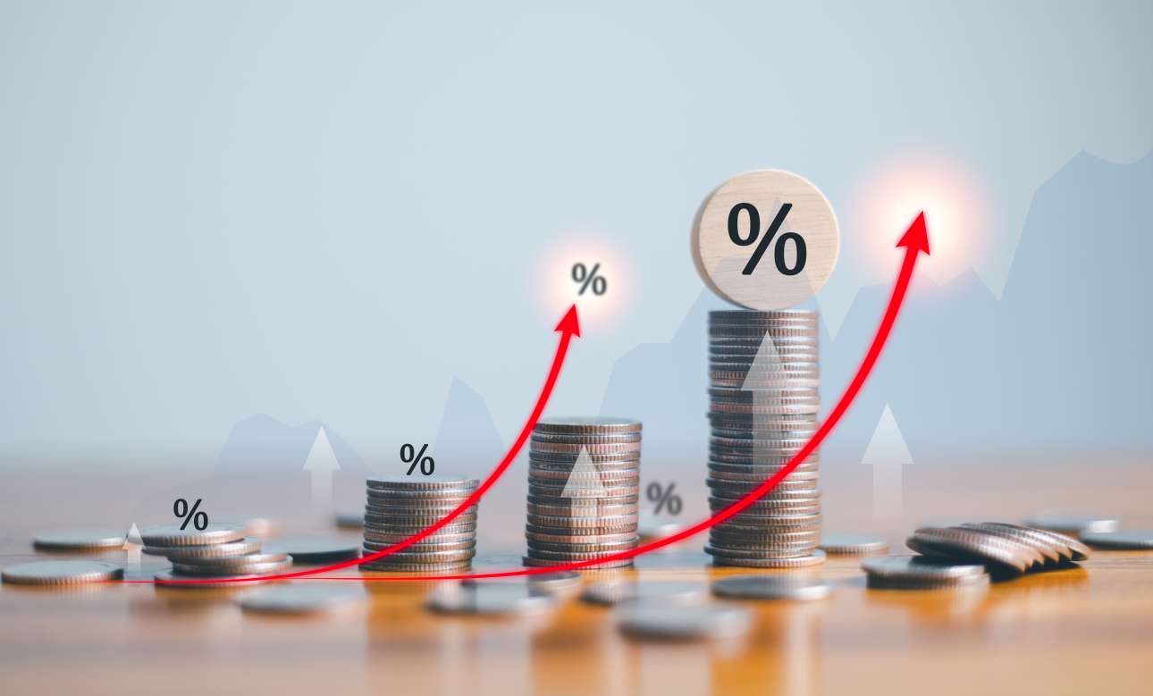 Μεσαία τάξη: «Φόρος πληθωρισμού» και ξεχασμένοι των ελαφρύνσεων