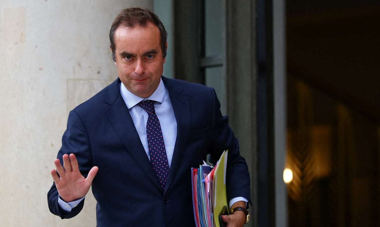 O Μακρόν διόρισε νέο πρωθυπουργό τον Σεμπαστιάν Λεκορνί