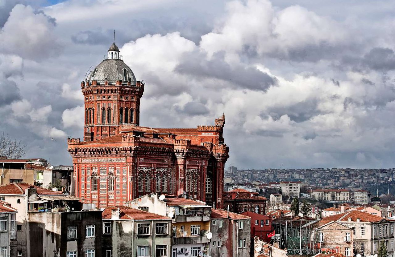 Μεγάλη του Γένους Σχολή: Το ιστορικό σχολείο του Φαναρίου αλλάζει στέγη μετά από 571 χρόνια