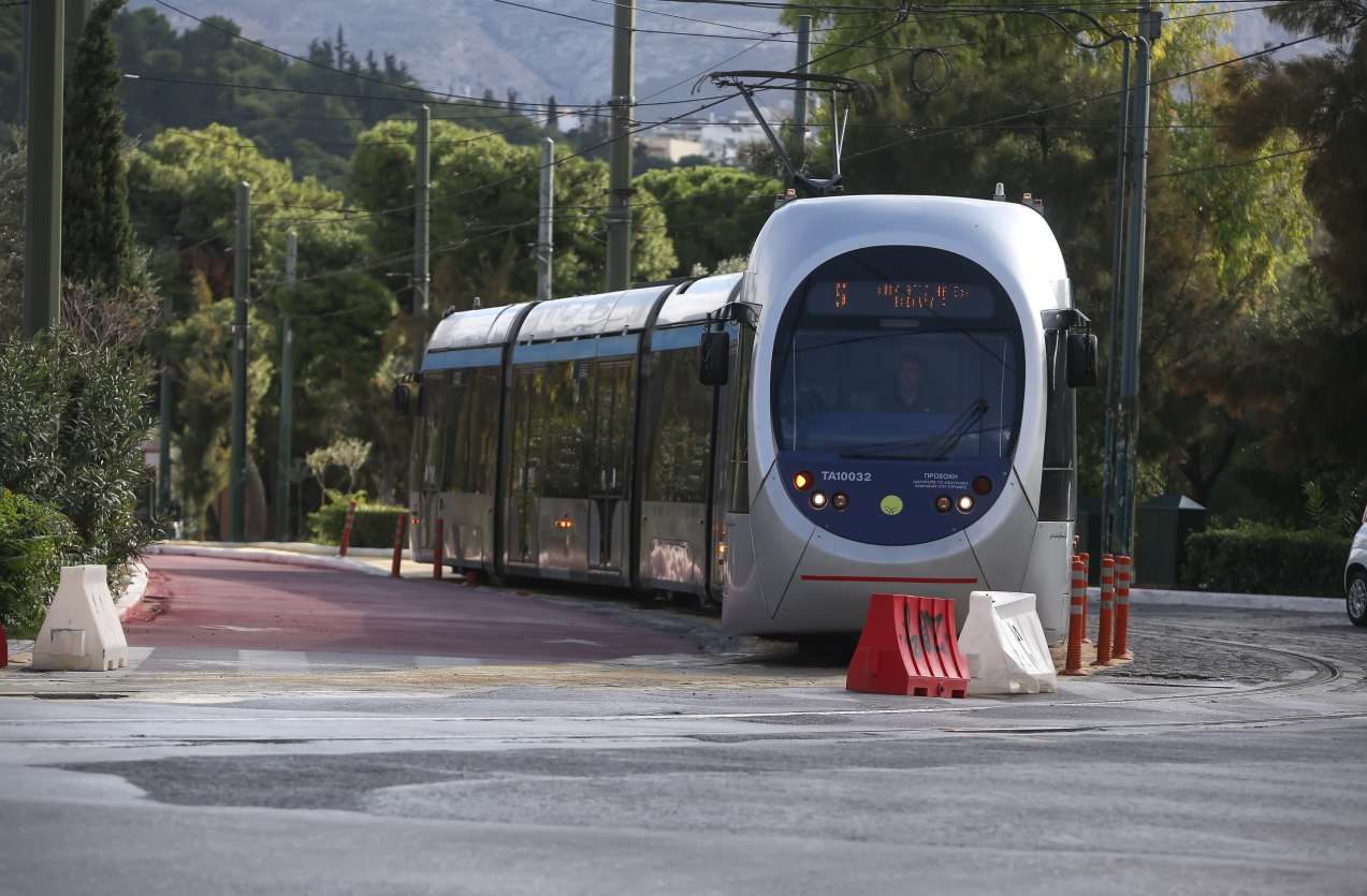 Και οι οδηγοί του τραμ κατά Δούκα για τη Βασιλίσσης Ολγας