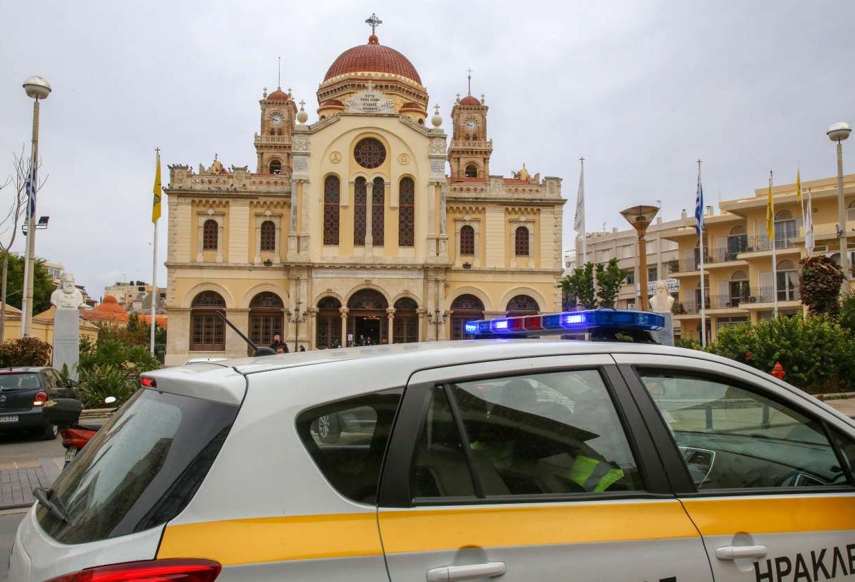 ΕΛ.ΑΣ. για κρητική μαφία: Δεν αποκλείονται και νέες συλλήψεις για τη δικογραφία με τον αρχιμανδρίτη