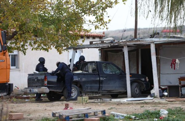 Χρυσοχοΐδης: Ανοχή τέλος – Εκπαιδευμένοι αστυνομικοί μέσα στους καταυλισμούς Ρομά