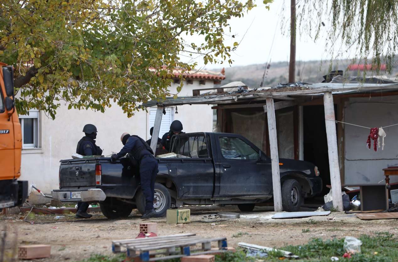 Χρυσοχοΐδης: Ανοχή τέλος – Εκπαιδευμένοι αστυνομικοί μέσα στους καταυλισμούς Ρομά