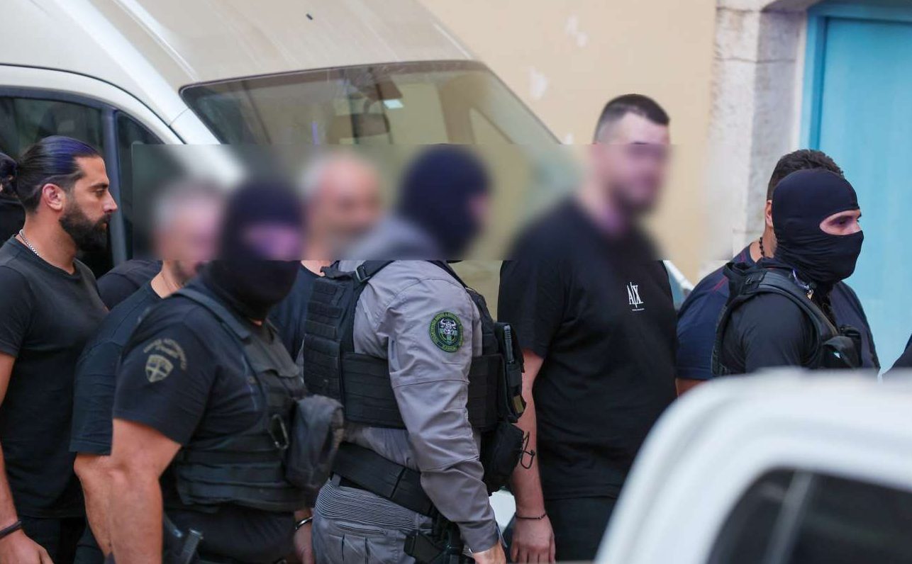 Δικογραφία 8.000 σελίδων για τη μαφία στη Κρήτη: Ο αρχιμανδρίτης, ο «Πατομπούκαλος» και οι ένστολοι