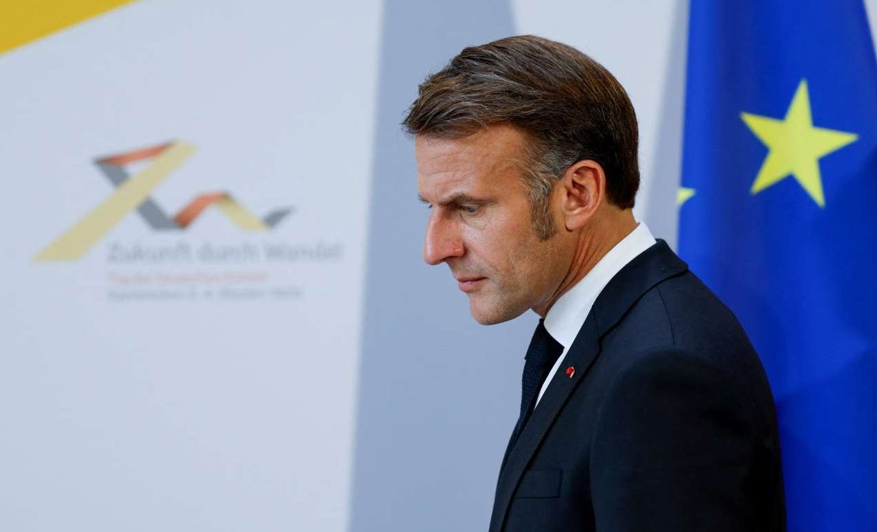 Γαλλία: Καταρρέει η δημοτικότητα του Μακρόν, με την εμπιστοσύνη στο πρόσωπό του να περιορίζεται στο 14%