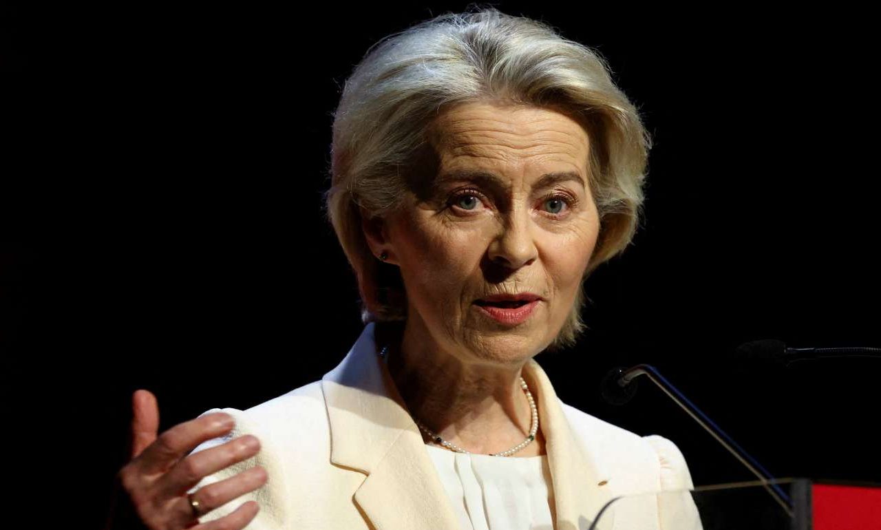 Απορρίφθηκαν δύο προτάσεις μομφής κατά της Φον ντερ Λάιεν