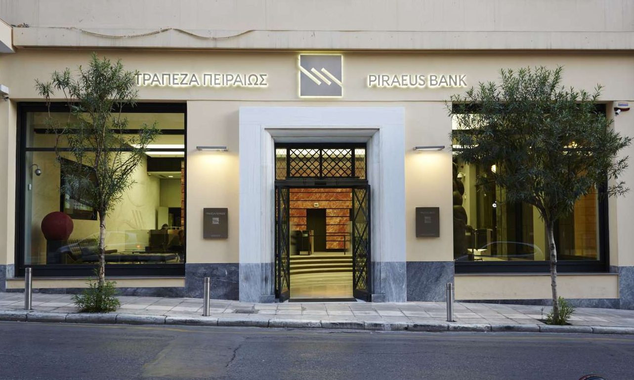 Ανανέωση συνεργασίας μεταξύ Πειραιώς και Oracle