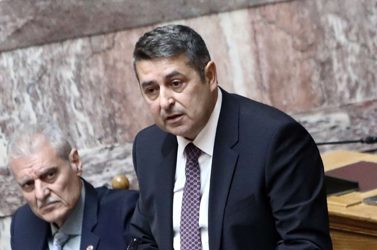 Ο Μυλωνάκης πάει Εξεταστική