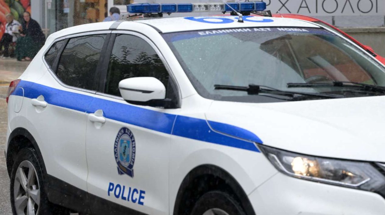 Χαλάνδρι: Απέσπασαν κοσμήματα μισού εκατ. ευρώ και €10.000 σε μετρητά προσποιούμενοι τους αστυνομικούς