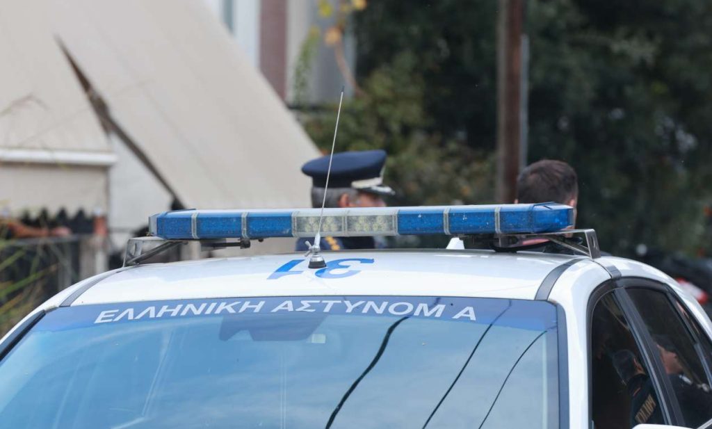 Φρίκη στη Σαλαμίνα – 75χρονη βρέθηκε νεκρή μετά από ληστεία