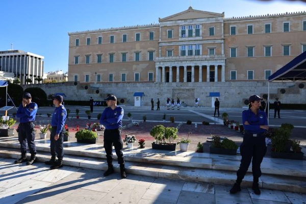 Επίσημη πρώτη για το νέο πλαίσιο στον Αγνωστο Στρατιώτη
