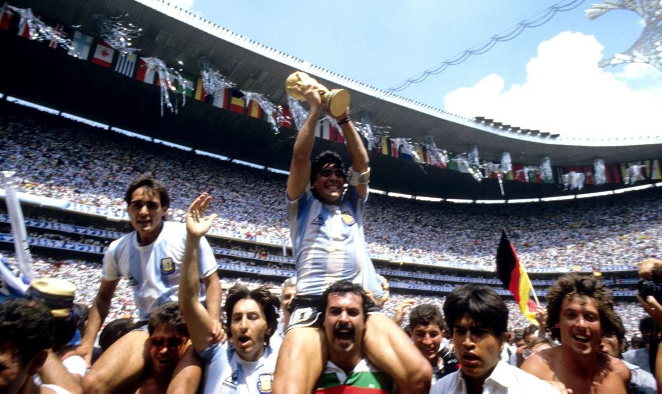 Ρομπέρτο Σέχας: Ο πιο διάσημος «ανώνυμος» οπαδός