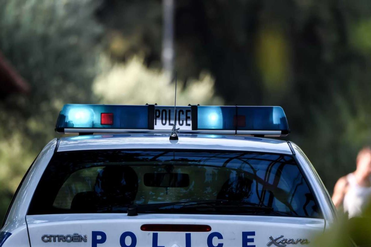 Ξυλοκόπησαν οικογένεια μέσα στο σπίτι της στην Ανοιξη