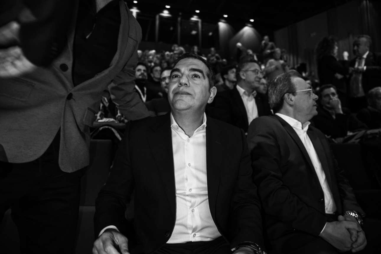 Και τώρα ο Τσίπρας θα μετρήσει τους εχθρούς του