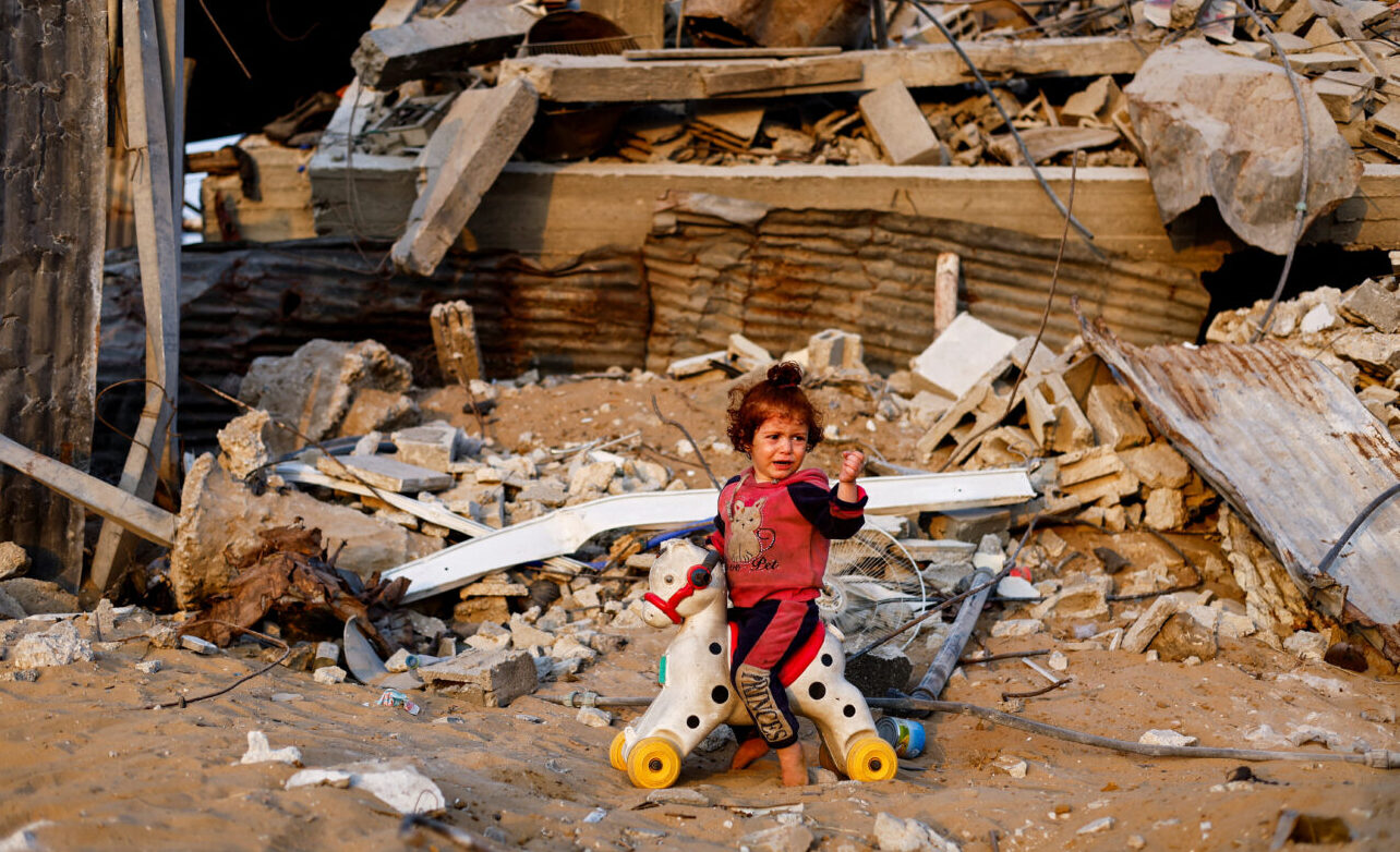 Σφαγή-ρεκόρ νηπίων και παιδιών από τις βόμβες των πολέμων