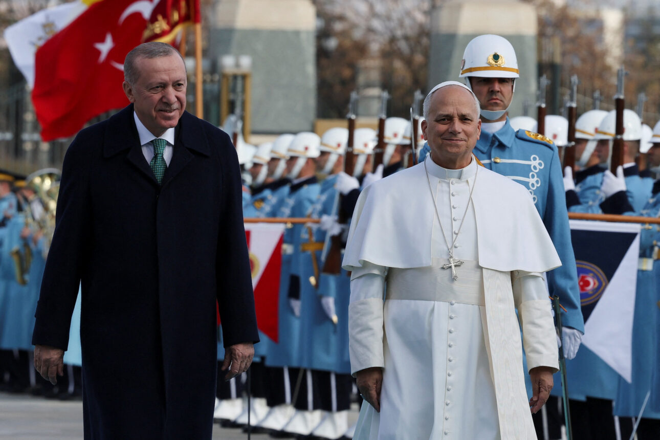 Αγκυρα: Ο Ερντογάν υποδέχθηκε τον Πάπα Λέοντα ΙΔ’