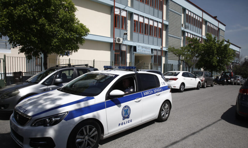 Προφυλακίστηκαν «αρχηγός» και «υπαρχηγός» του κυκλώματος με τις απάτες σε σουίτες καζίνο