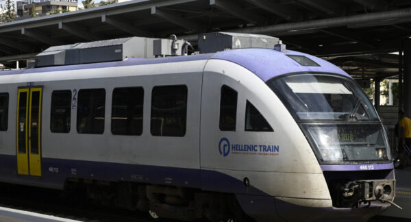 Ακινητοποιήθηκε αμαξοστοιχία στο δρομολόγιο Θεσσαλονίκη -Λάρισα – ταλαιπωρία για 95 επιβάτες