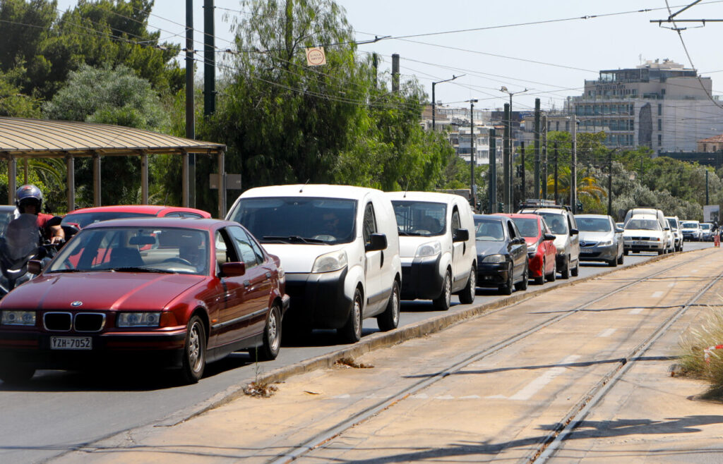 Αττική: «111 ώρες έχασε» ο μέσος οδηγός στο μποτιλιάρισμα το 2024