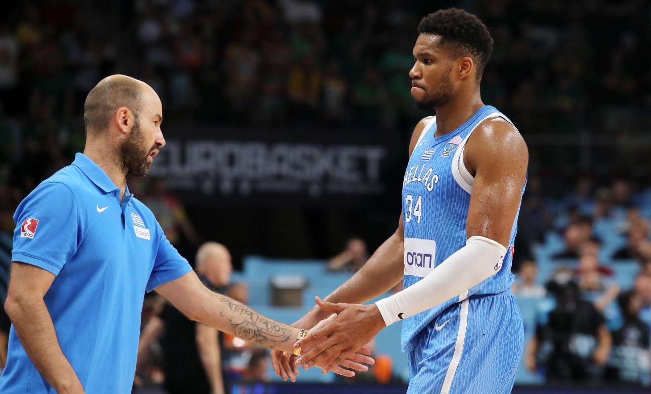 Ο Βασίλης Σπανούλης συνεχίζει στον πάγκο της Εθνικής