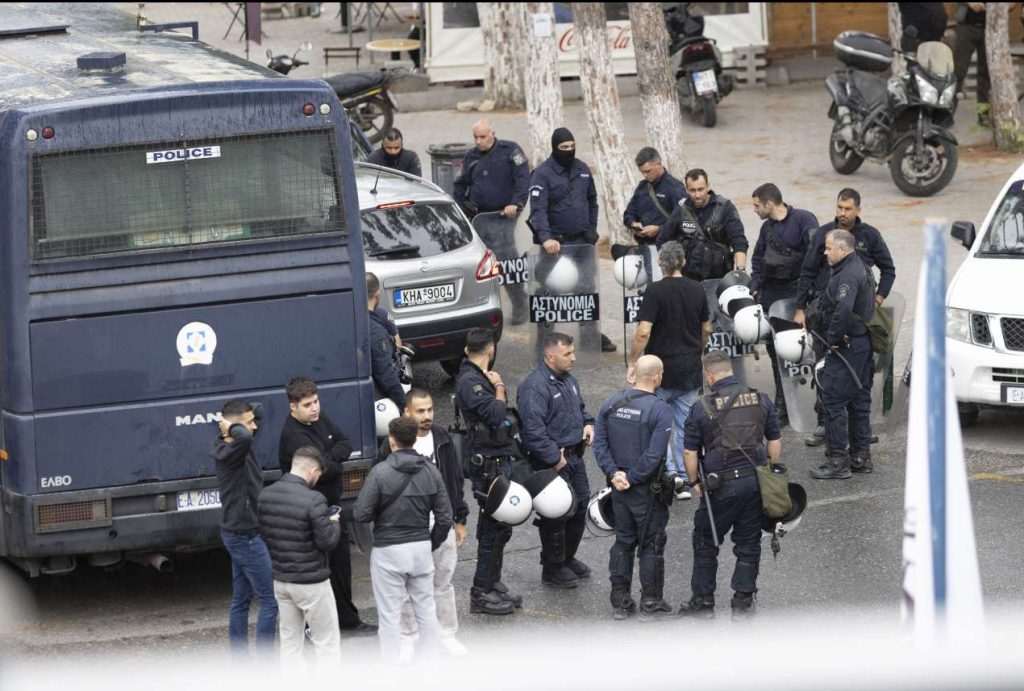 Παραδόθηκαν τα τρία αδέλφια για το μακελειό στα Βορίζια