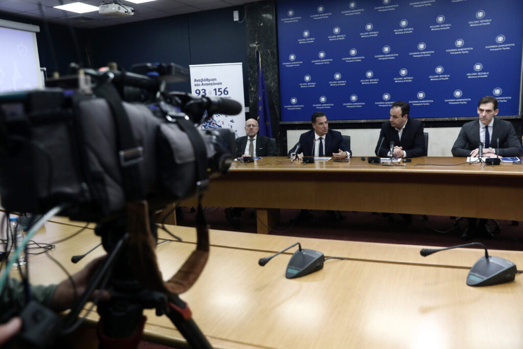 Πώς θα εφαρμοστεί η απαγόρευση πώλησης αλκοόλ και καπνού σε ανηλίκους [ΒΙΝΤΕΟ]