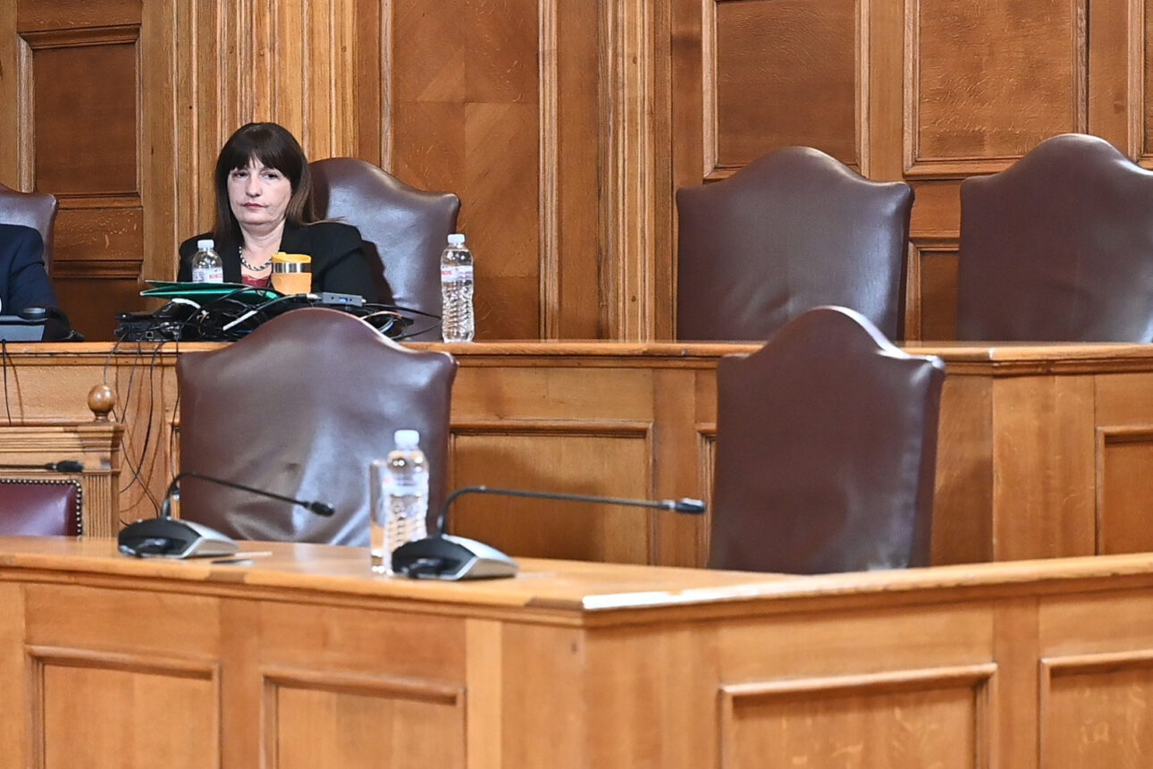 «Τσίρκο» η Εξεταστική του ΟΠΕΚΕΠΕ: Δεν πήγε ο «Φραπές» να καταθέσει