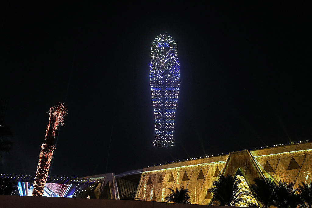 Κάιρο: Εγκαίνια α λα Χόλιγουντ του Μεγάλου Αιγυπτιακού Μουσείου με τους θησαυρούς των Φαραώ