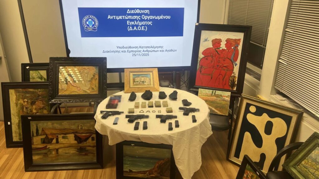 Στη «φάκα» της ΕΛ.ΑΣ έμποροι πλαστών έργων τέχνης – πλάσαραν πίνακες του Παρθένη