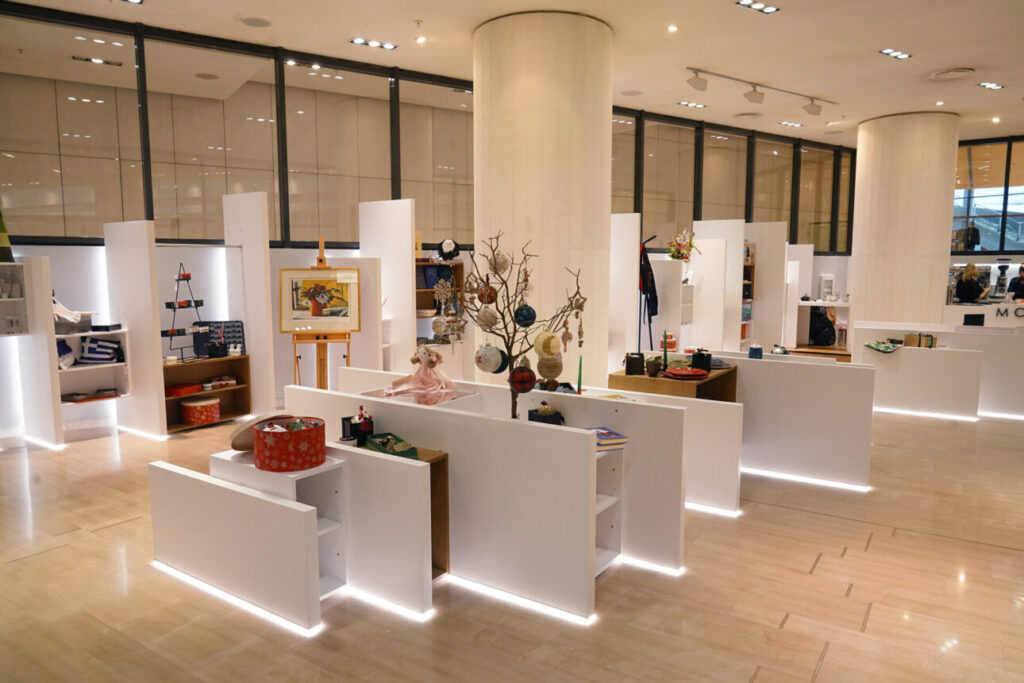 Μοναδικά δώρα στο γιορτινό M-Shop του Μεγάρου