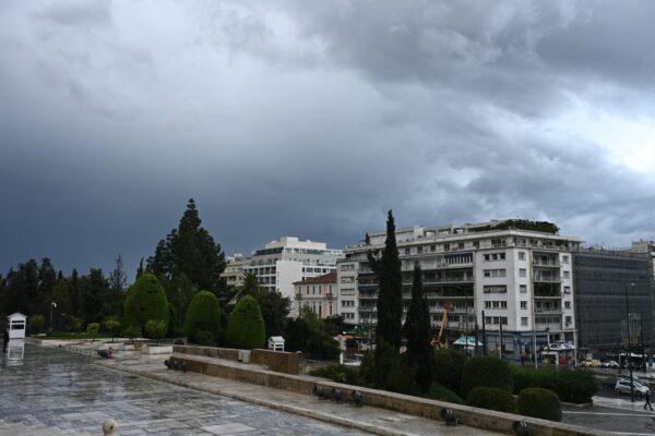Μετεωρολόγοι προειδοποιούν: Προσοχή τις επόμενες ώρες στην Αθήνα – περιορίστε τις μετακινήσεις σας